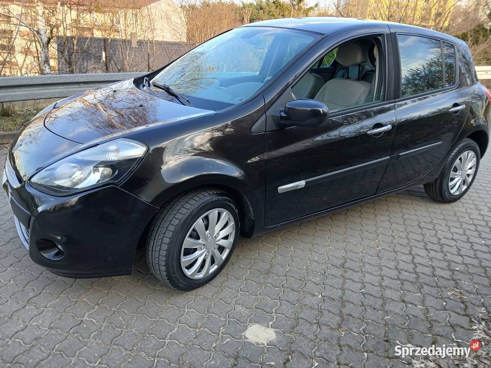 Renault Clio 3 12benzyna 215 klima dziala Rok produkcji 2009 Bydgoszcz sprzedam