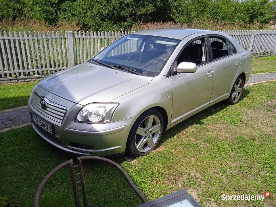 Toyota Avensis diesel ładny stan Staszów