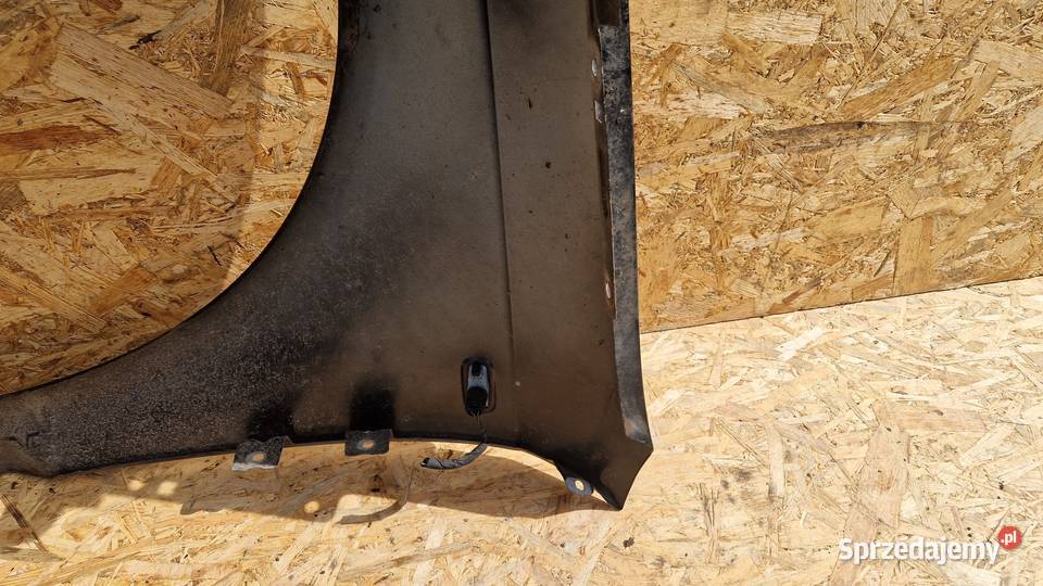 AUDI A3 SPORTBACK BŁOTNIK PRZÓD PRZEDNI PRAWY Słowikowo