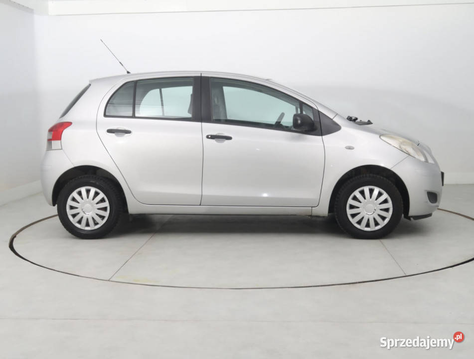 Toyota Yaris 10 VVTi Yaris