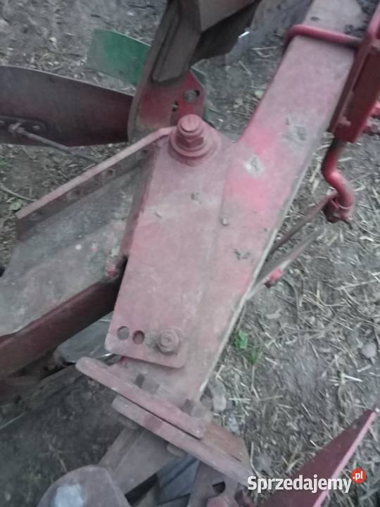 Sprzedam pług 3 skibowy obrotowy Skjold