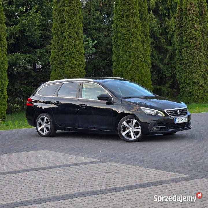 Peugeot 308 Peugeot 308 T9 12 Benzyna PureTech Rok produkcji 2019 Ostrów Mazowiecka sprzedam