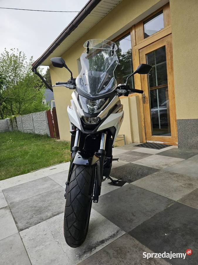 Honda NC 750X DCT aż 1876 salonowy stan pachnie Honda