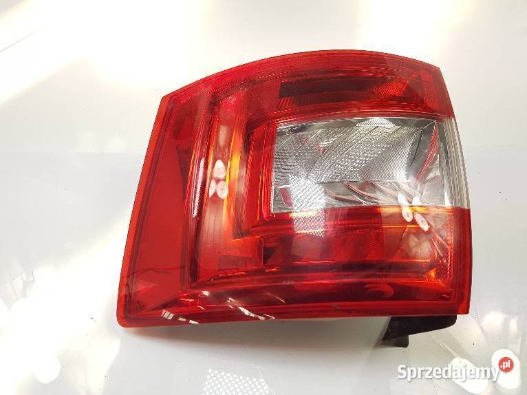 LAMPA PRAWA TYŁ SKODA OCTAVIA III 0013467720 Pozostałe sprzedam