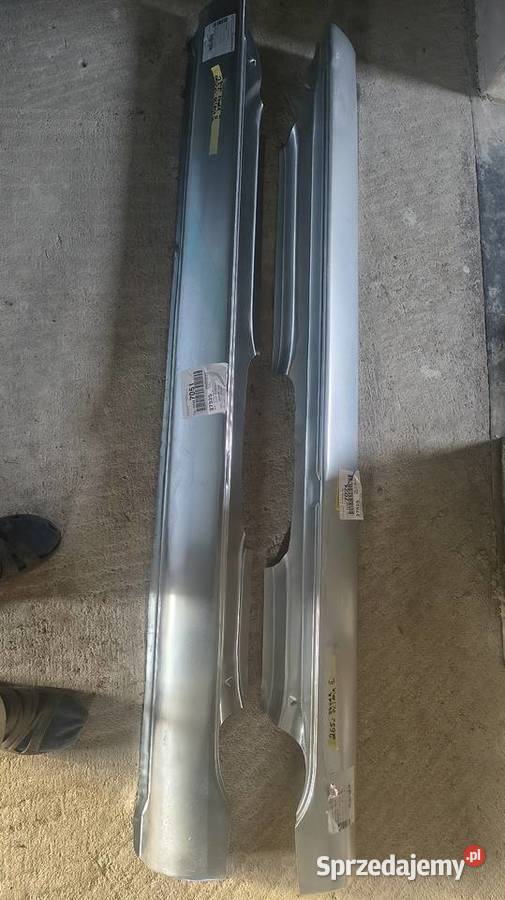 Progi i lampy tylne skoda octavia 2