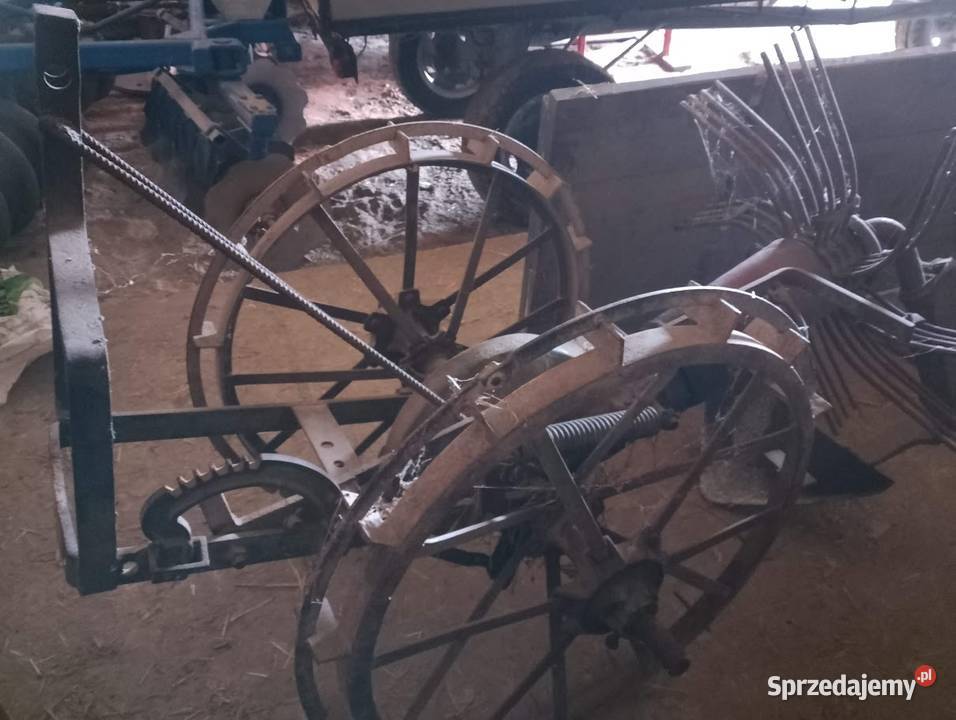 Sprzedam maszyny rolnicze nieuszkodzony Pozostałe Smoryń