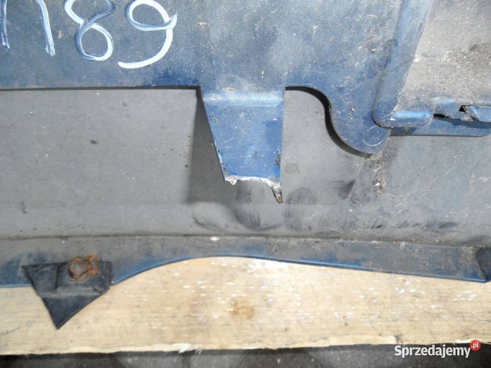 BMW E81 E87 06r zderzak tył Motoryzacja