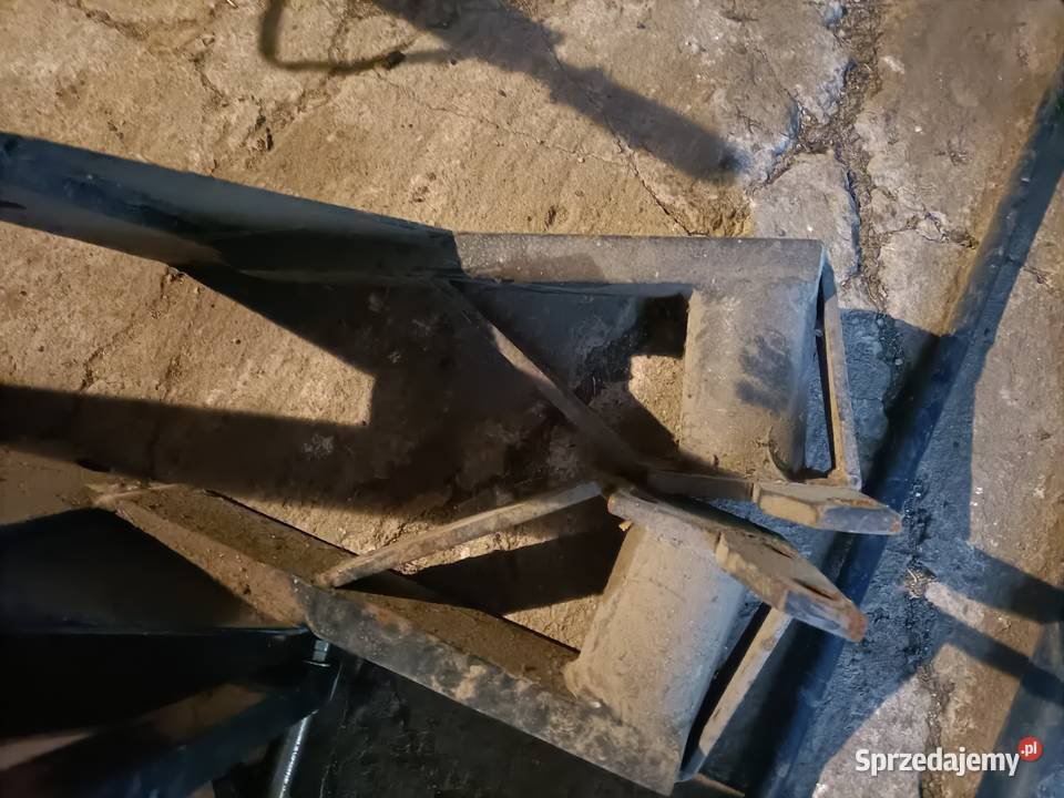 Tuz do ursus c360 c3603p c350c340 Zetor i inne z nieuszkodzony Czerńczyce