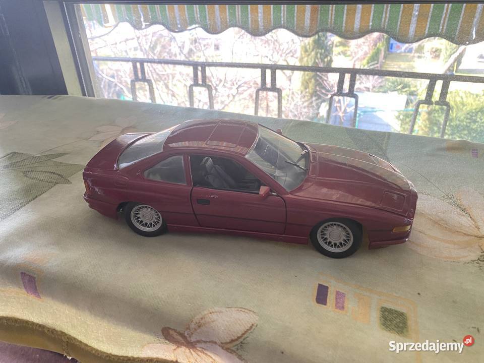 BMW 850 118 Maisto Zielonka