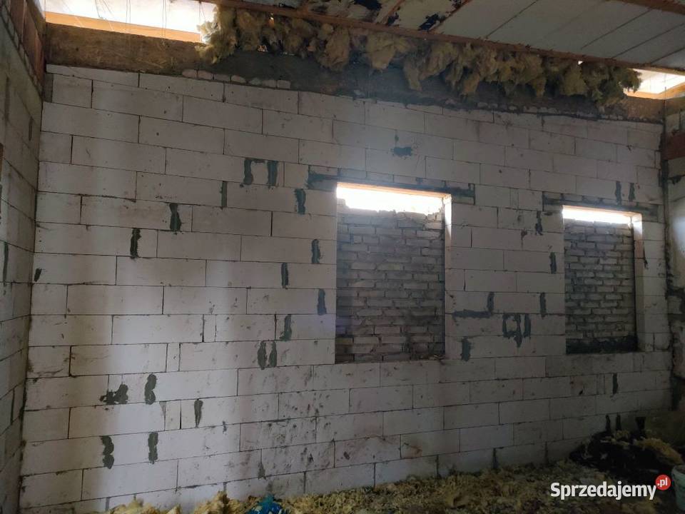 Sprzedam działkę z budynkiem 750m2 Warnino