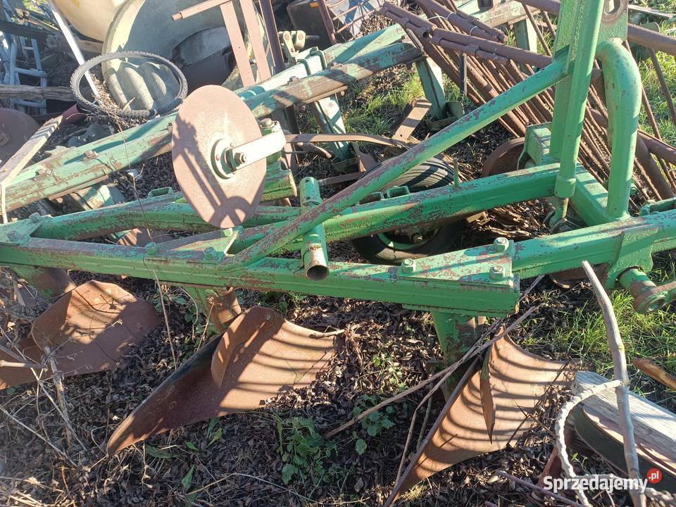Pług 3 skibowy maszyny rolnicze nieuszkodzony