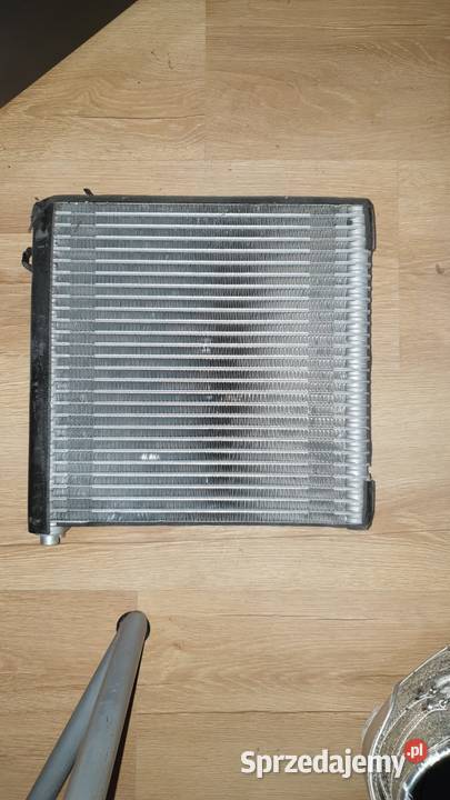 Nagrzewnica chłodnica chłodniczka wody NISSAN Układ chłodzenia