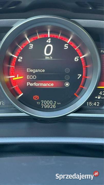 Volvo v40 20 benzyna T2 nieuszkodzony sprzedam