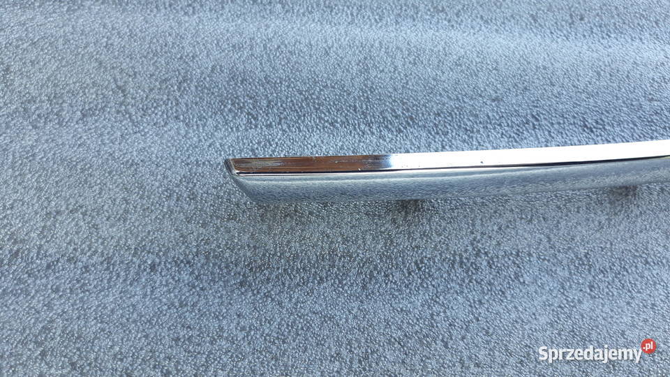Opel Omega A lift listwa przedniego zderzaka Zderzaki Bukownica