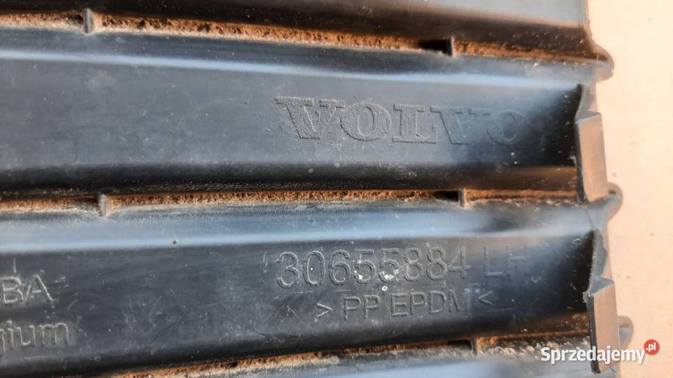 kratka zderzaka halogenu lewa Volvo v50 30655884 dolnośląskie Dębno