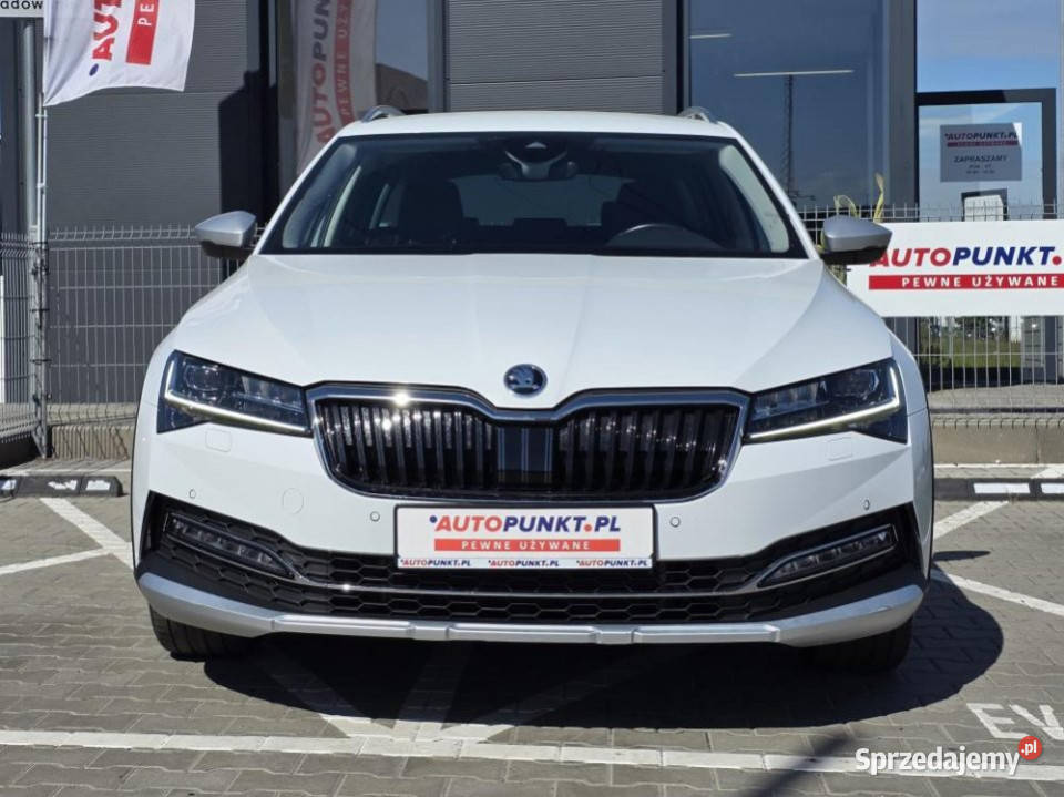 Skoda Superb 2022r FV23 bezwypadkowy 4x4 niski Poznań