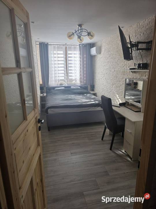 3pok 55met Żmigrodzkiej BALKONPIWNICAWINDA Wrocław