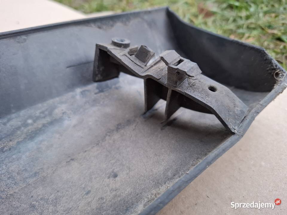 Listwa drzwi przednich przód prawy prawa Renault Listwy i nakładki