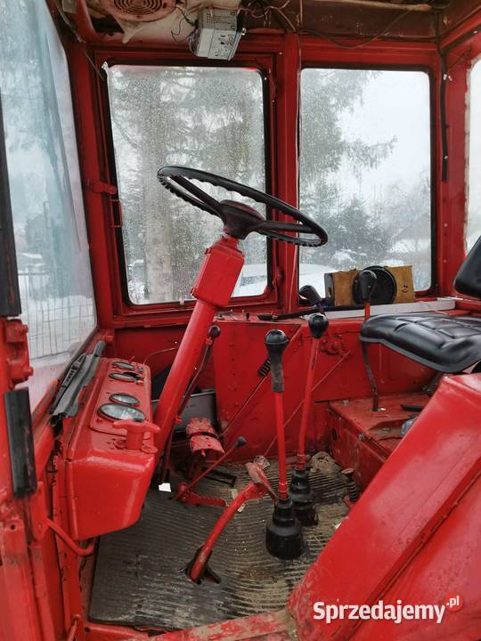 Sprzedam ciągnik zarejestrowany opłaty 2027 sprzedam