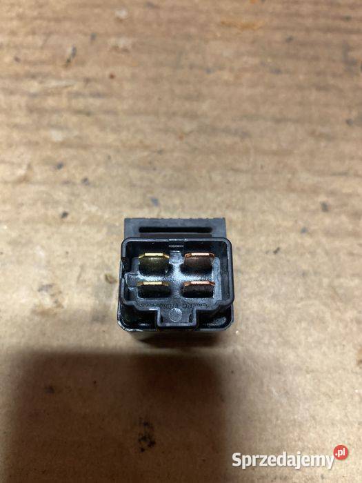 Suzuki GSXR 600 750 przekaźnik B194 Pozostałe Poznań