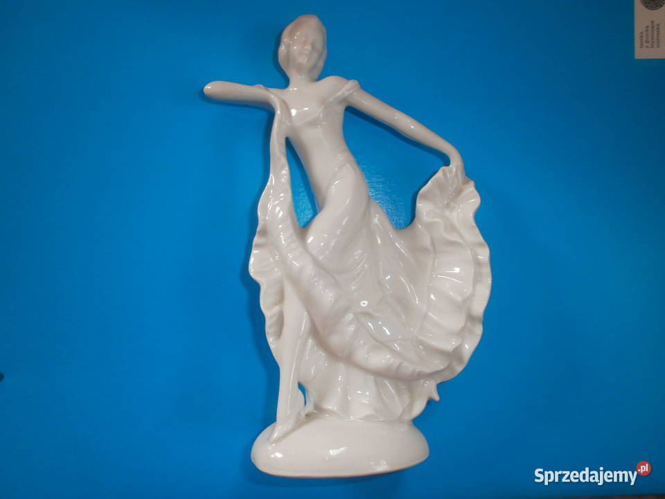 śliczna figurka porcelana 16