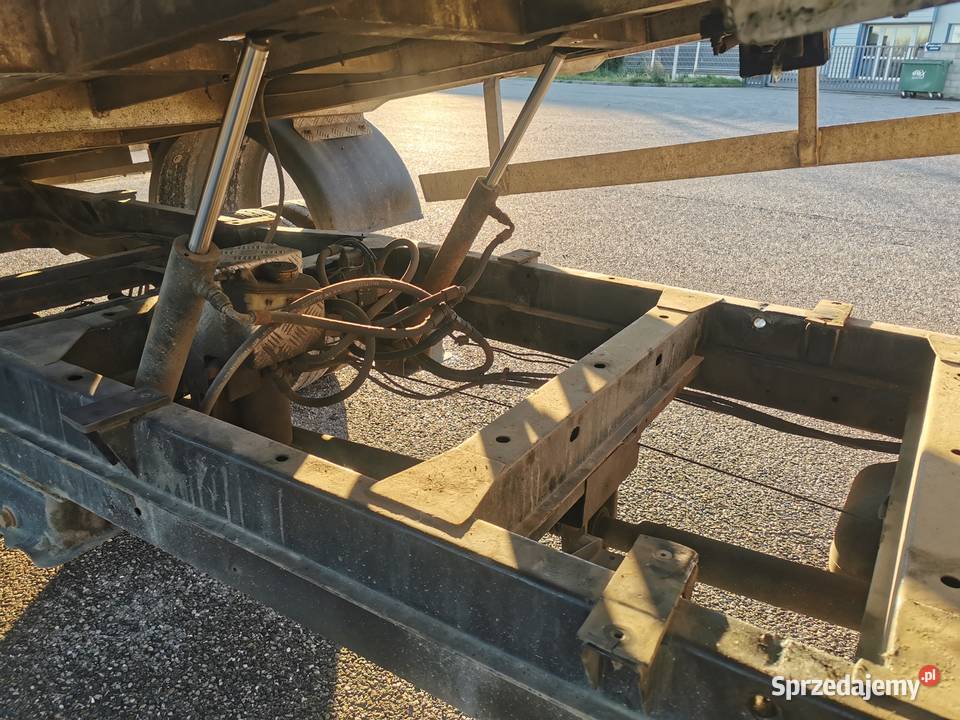 mercedes sprinter 412 LAWETA bliźniak dostawcze