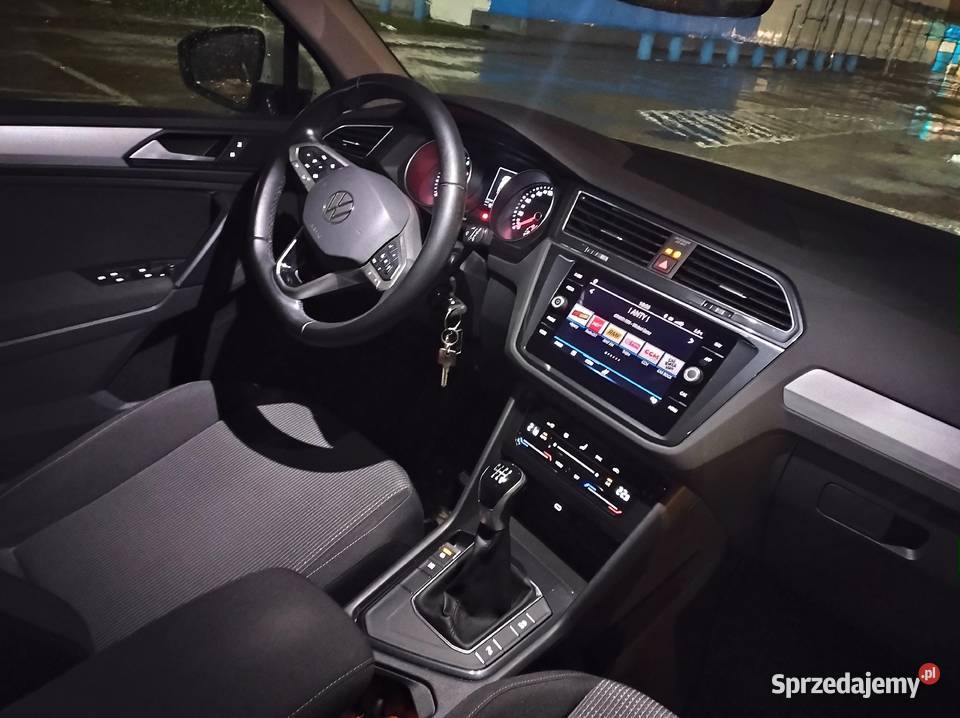 VOLKSWAGEN TIGUAN FL 15TSI krajowy 1 właściciel Skoczów sprzedam