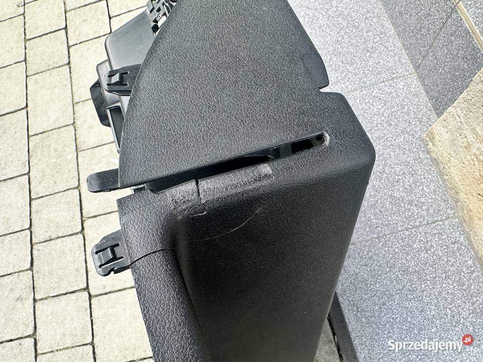 Hyundai I20 III 48V Boczek Prawy Tapicerka Radziszów