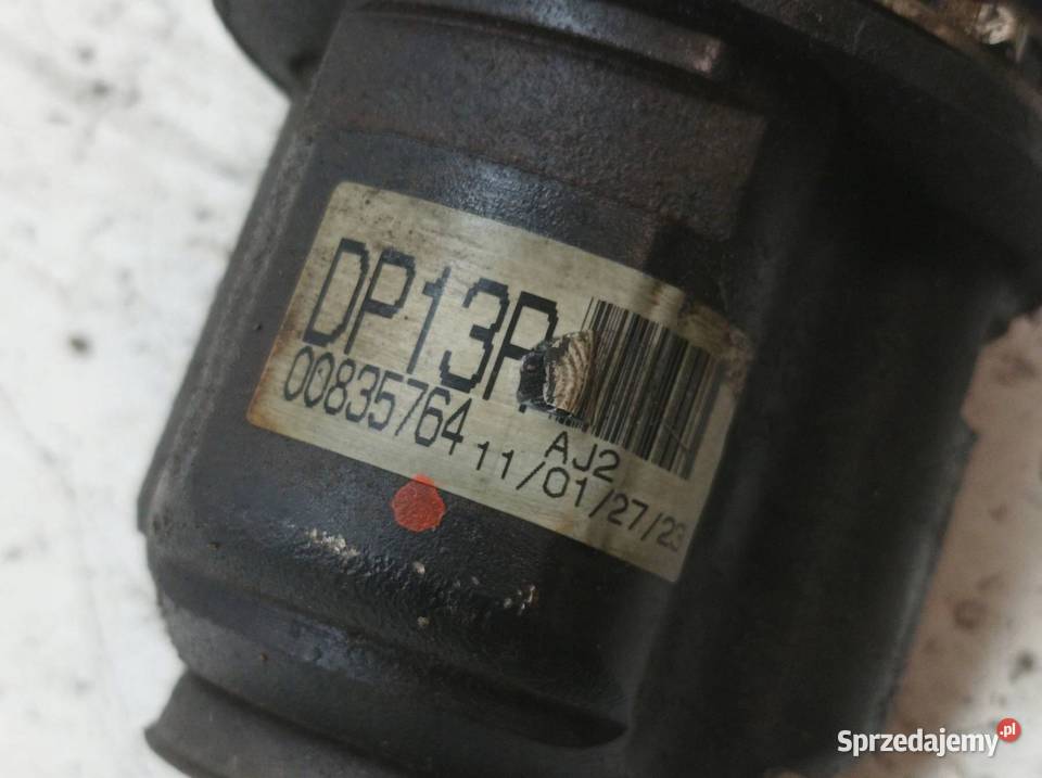 PÓŁOŚ PRAWY PRZÓD 13 B Toyota VersoS I 20102017