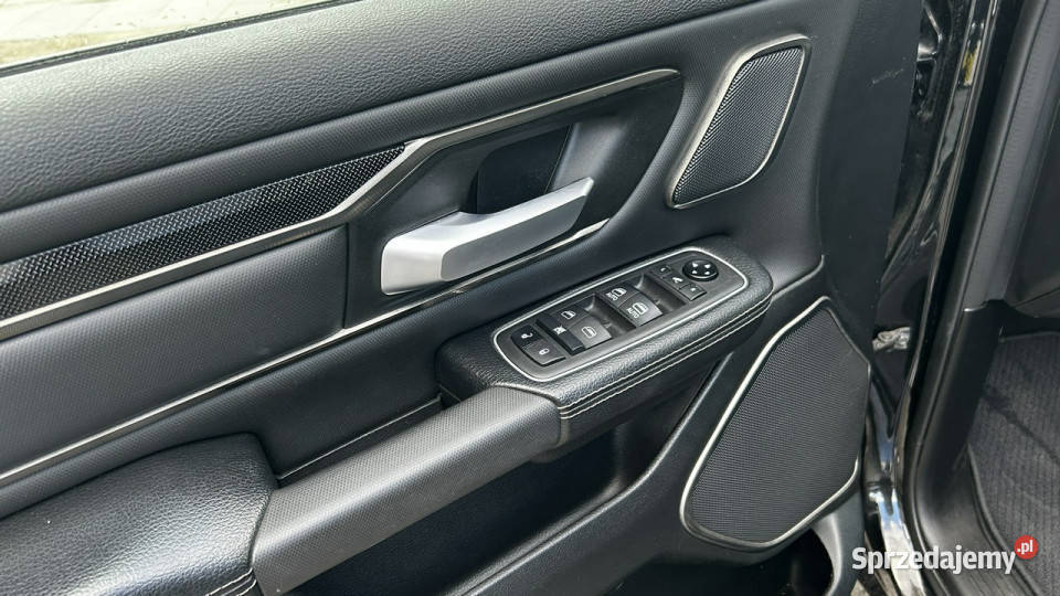 Dodge RAM Sport Kam360 Wentyle Panorama Radar aluminiowe felgi Gdynia
