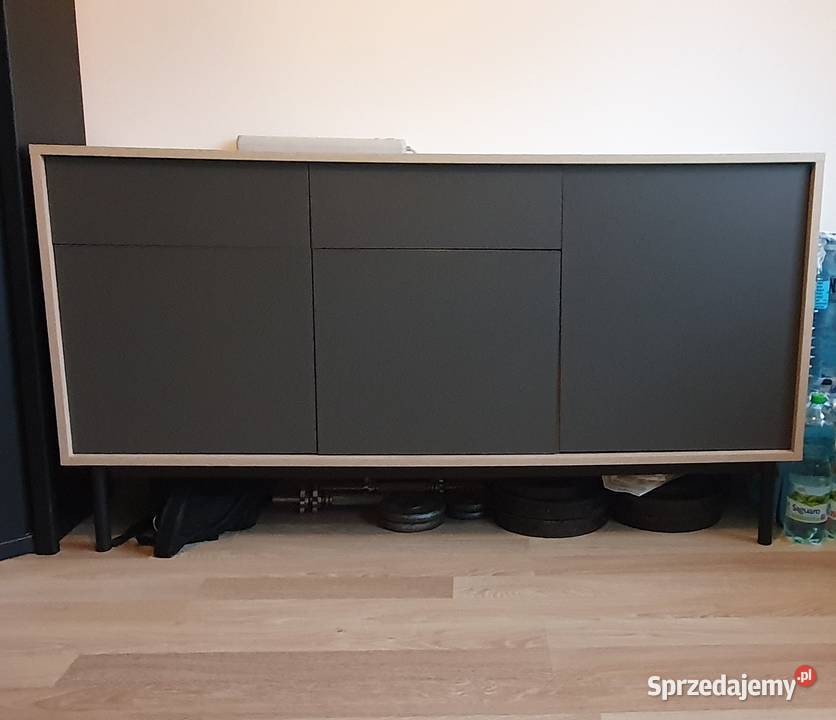 Komoda 3 drzwiowa z szufladami firmy Nero