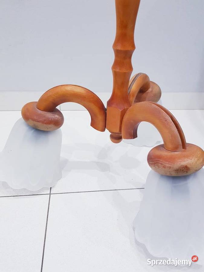 Stary drewniany żyrandol JZaranek z defektem