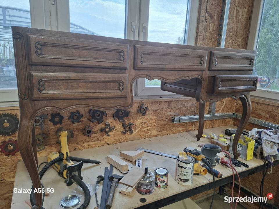 Renowacja mebli Odnawianie starych mebli Naprawa Oborniki