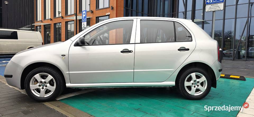 Skoda Fabia 12 Benzyna 2004r Stan Wspomaganie srebrny Elbląg