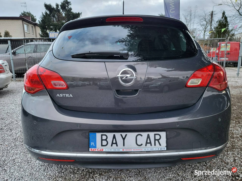 Opel Astra 14 Turbo 120 I Właściciel 100 Rok produkcji 2013