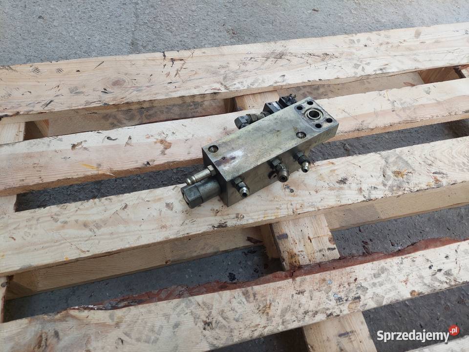 5 WYJŚĆIA KOSTKA ZAWÓR ZAMEK HYDRAULICZNY HYD Części do maszyn budowlanych Kielce