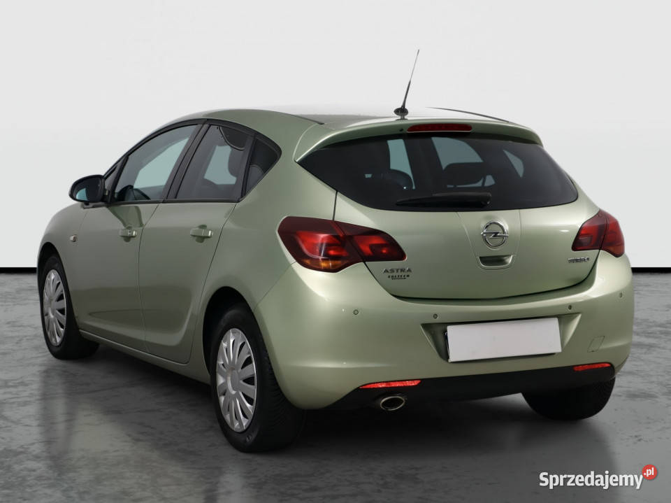 Opel Astra 14 T wielofunkcyjna kierownica Zabrze