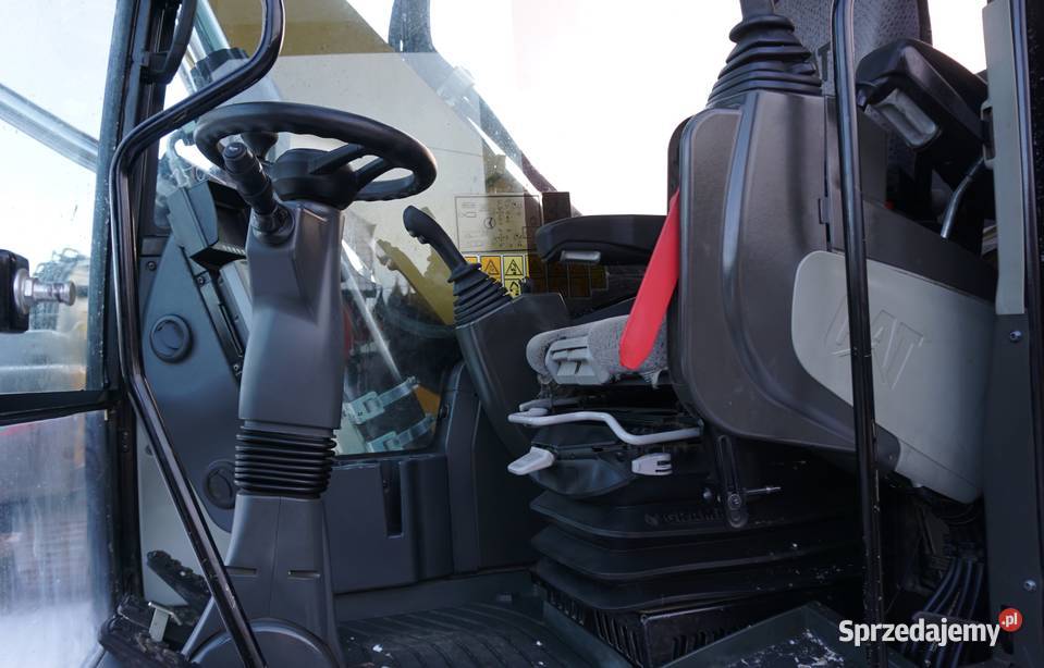 Koparka kołowa CAT M 318 F 2016 świętokrzyskie Jeziorko