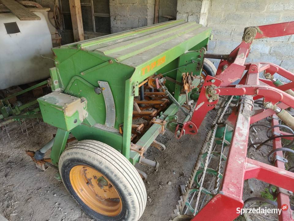 Zestaw Agregat uprawowosiewny Agromasz 25 i Siewniki i sadzarki śląskie