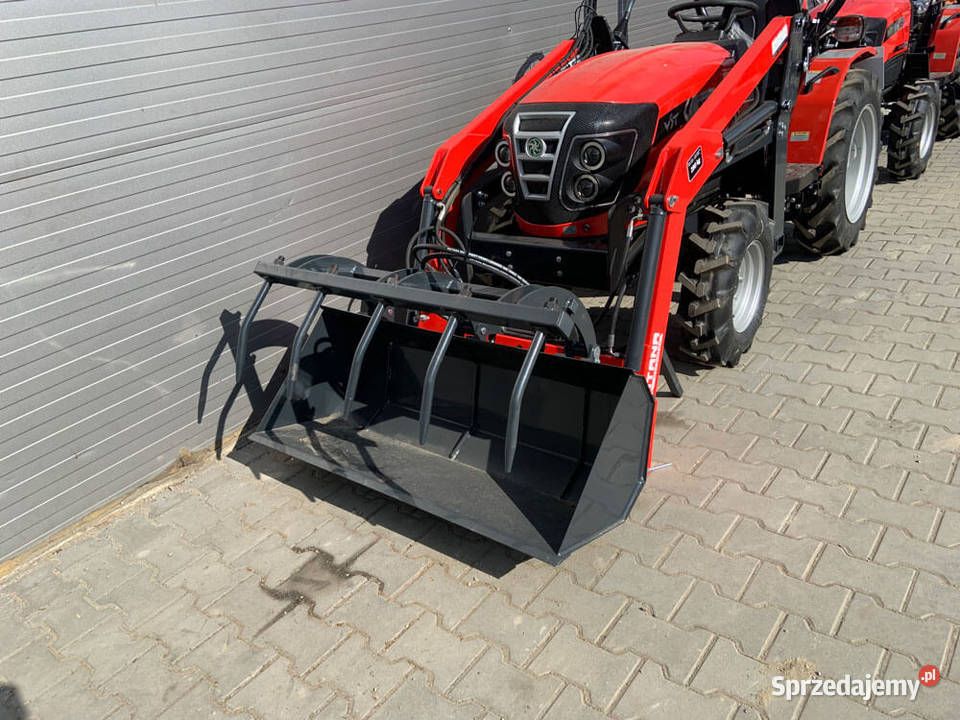 Mini Traktorek z Ładowaczem Czołowym VST