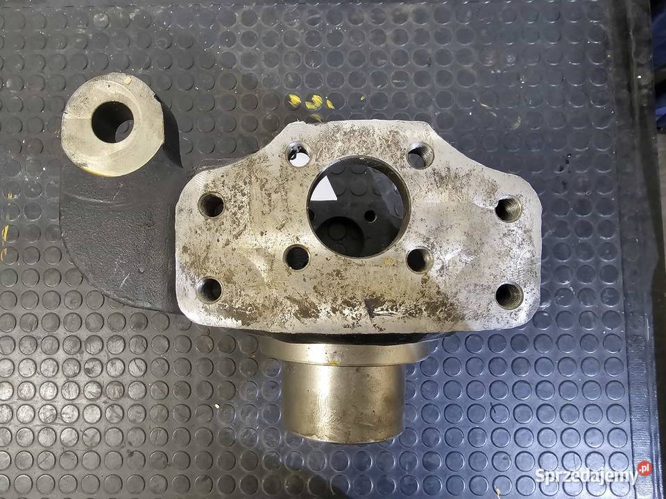 Zwrotnica lewa Case 695 Komatsu WB97S Holland pomorskie Gdynia