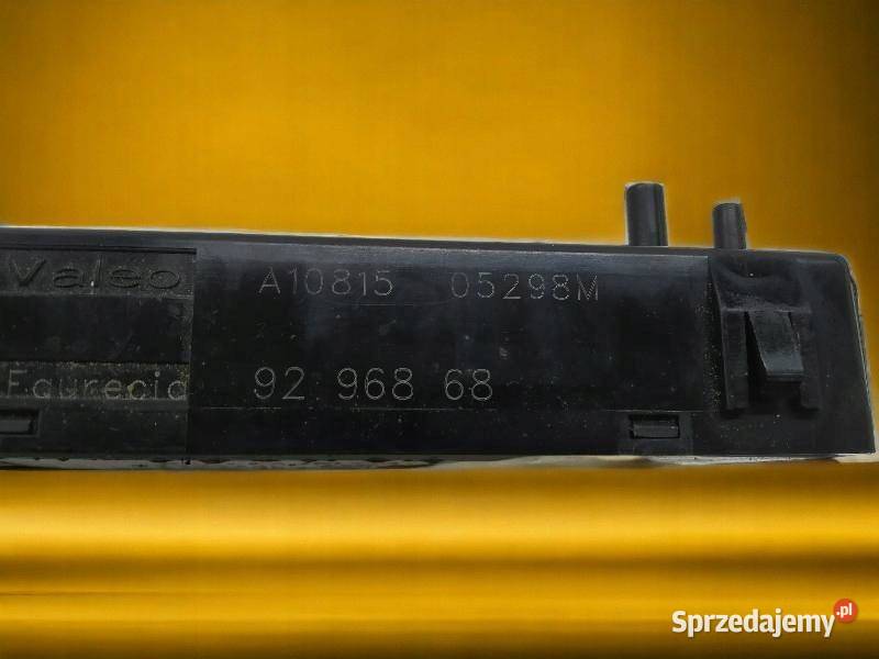 PRZEŁĄCZNIK FOTELA PRAWEGO 9296868 Renault Vel