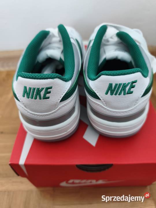 Buty Nike rozmiar 365 Piotrków Trybunalski