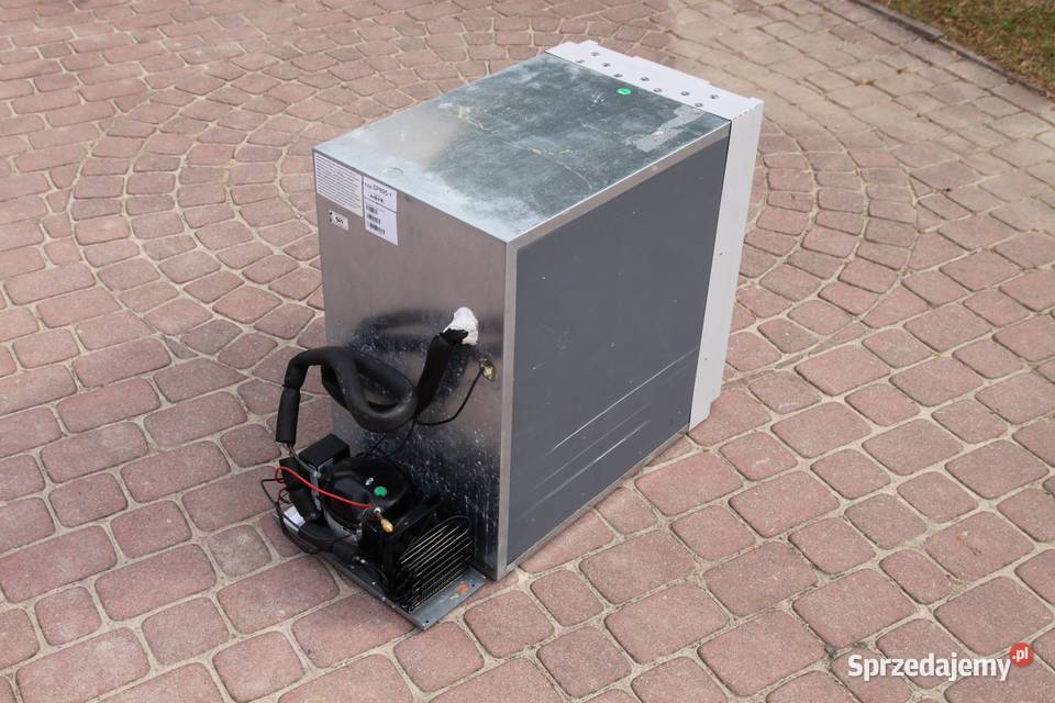 ORYGINALNA LODÓWKA 7C4068401B VW Crafter Grand Kampery sprzedam