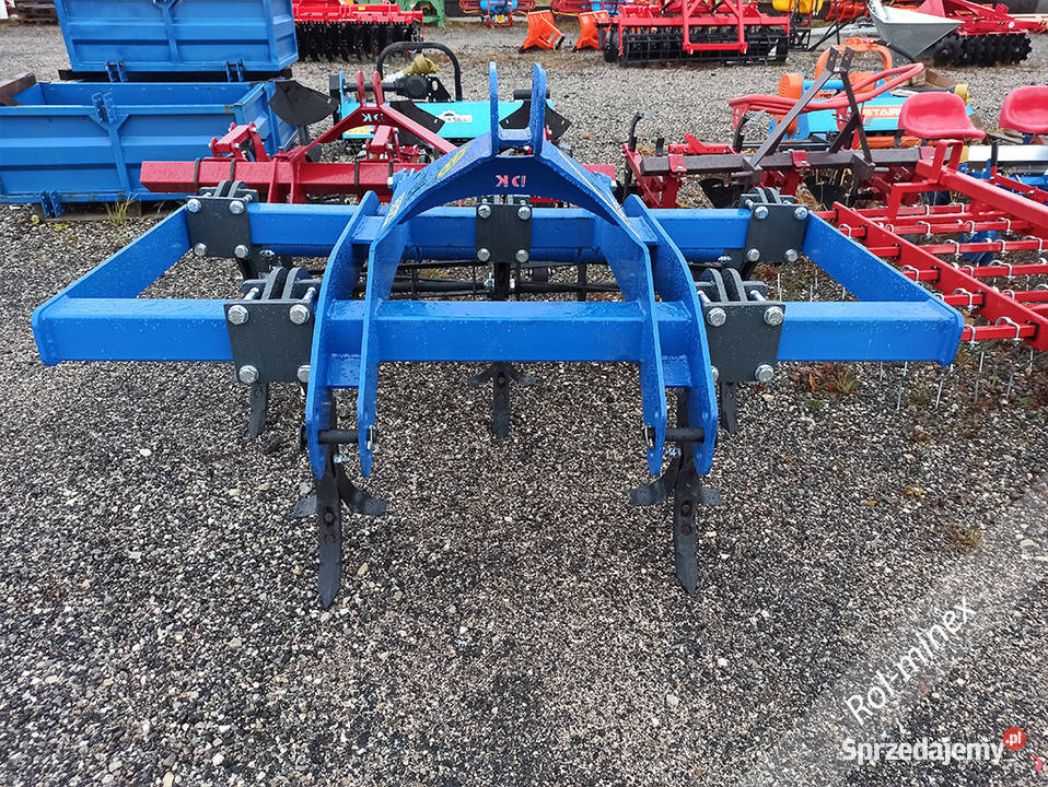 Pług dłutowy Agregat bezorkowy Głębosz DZIEKAN Agregaty Rawa Mazowiecka
