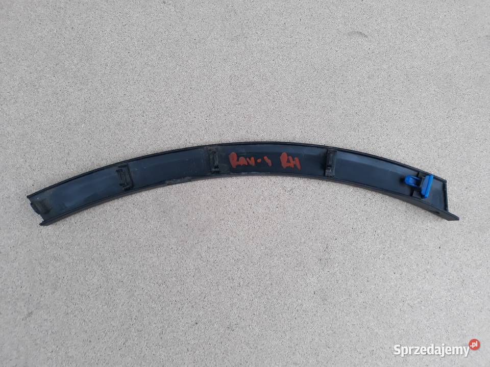 TOYOTA RAV4 LIFT 15 LISTWA ZDERZAKA PRAWA PRZÓD listwy na zderzak Karoseria Międzychód sprzedam