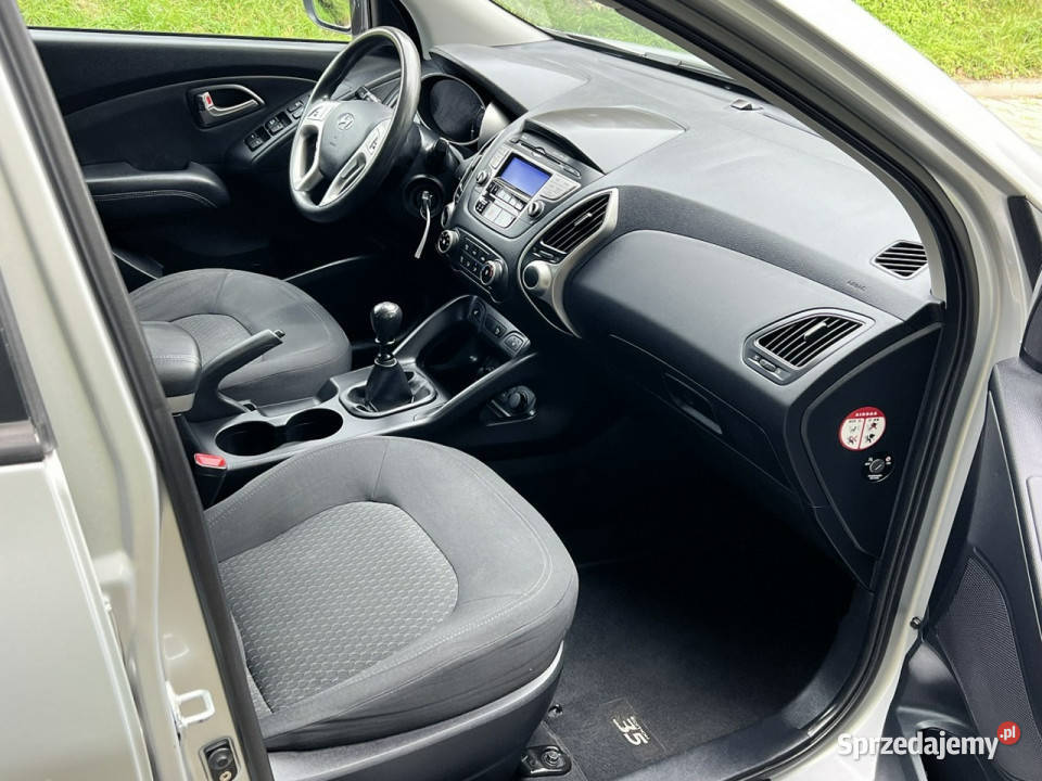 Hyundai ix35 Hyundai ix35 16 benzyna