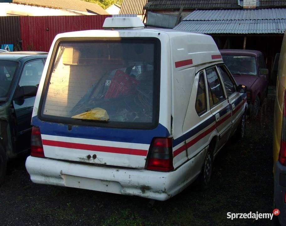 Polonez Cargo Ambulans Zarejestrowany w Polsce Celestynów