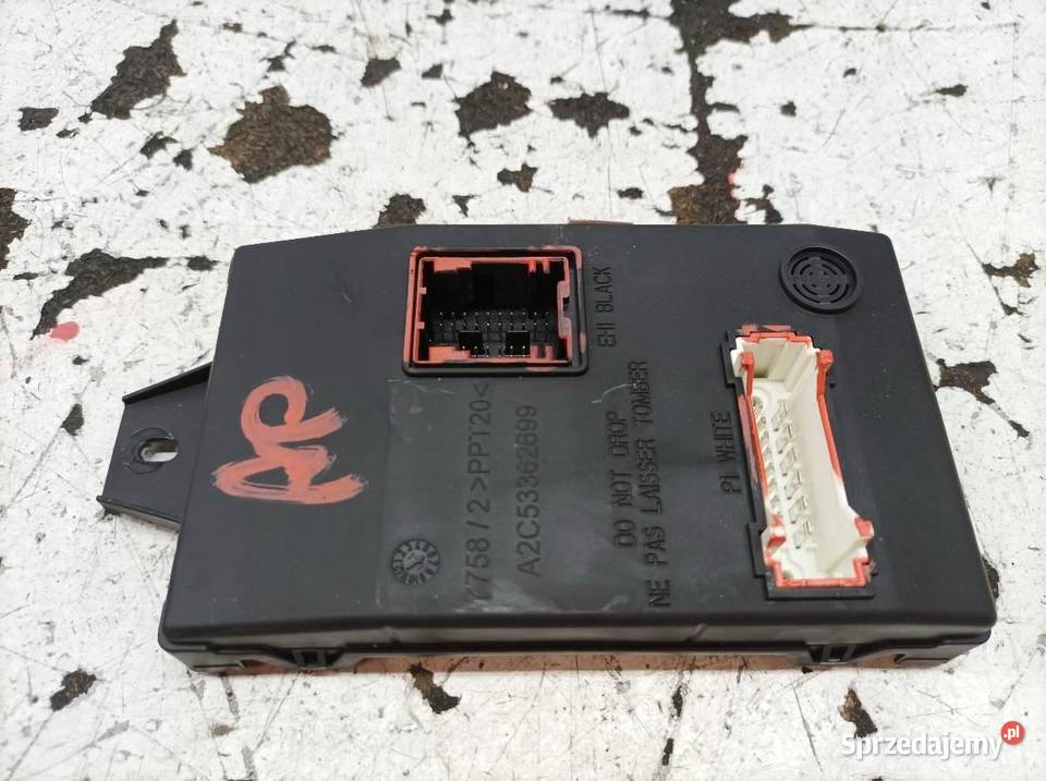 MODUŁ 8201068828 Dacia Sandero I 20082012 osobowe świętokrzyskie