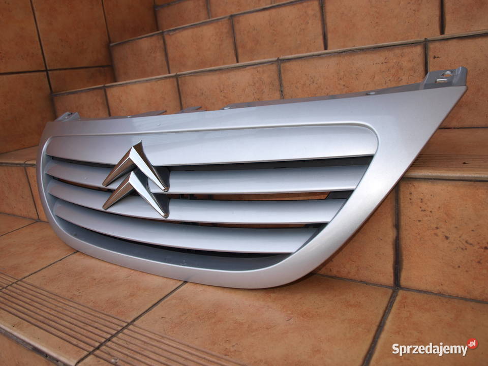 Citroen C3 grill atrapa przód 2002 2005r Kalisz